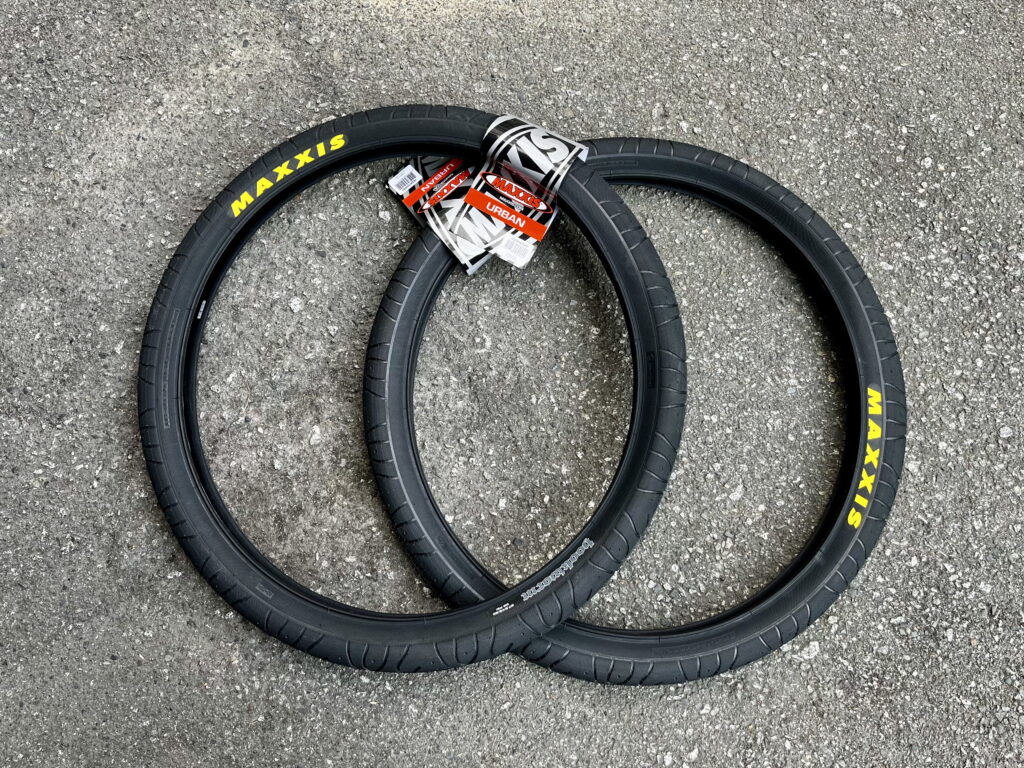 maxxis hookworm tires
